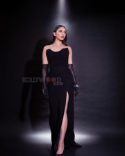 Drop Dead Gorgeous Rakul Preet Singh in an Off Shoulder Black Slit Dress Photos 03