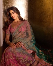 Elegant Janhvi Kapoor in a Sheer Teal and Pink Saree Photos 08