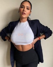 Esha Gupta Showing Off her Big Boobs in a Crop Top and Blazer Photo 01