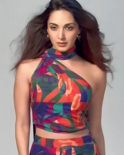 Game Changer Actress Kiara Advani in a Colourful Dress Photos 04