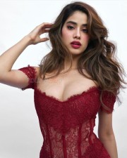 Glamorous Janhvi Kapoor in a Red Off Shoulder Corset Style Bodycon Gown Pictures 05