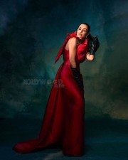 Gorgeous Diva Malaika Arora in a Red Floor Length Gown Pictures 01