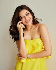 Gorgeous Kajal Aggarwal in a Yellow Sleeveless Maxi Dress Pictures 07