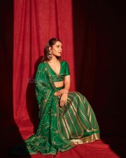 Gorgeous Raashii Khanna in a Green Designer Lehenga Pictures 06