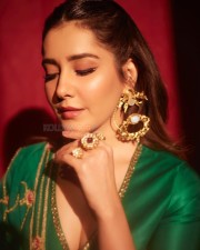 Gorgeous Raashii Khanna in a Green Designer Lehenga Pictures 10