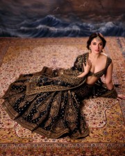 Gorgeous Tamannaah Bhatia in a Black and Golden Lehenga Photoshoot Pictures 08