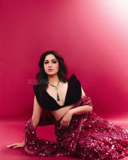 Gorgeous Tamannaah Bhatia in a Manish Malhotra Scarlet Saree Photos 03