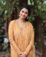 Heroine Priya Bhavani Shankar at Demonte Colony 2 Pre Release Event Photos 09