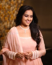 Heroine Sri Divya at Sathyam Sundaram Pre Release Event Pictures 17