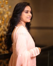 Heroine Sri Divya at Sathyam Sundaram Pre Release Event Pictures 28