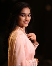 Heroine Sri Divya at Sathyam Sundaram Pre Release Event Pictures 33