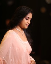 Heroine Sri Divya at Sathyam Sundaram Pre Release Event Pictures 36