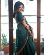 Indian Actress Sakshi Agarwal in an Emerald Green Silk Saree Pictures 01