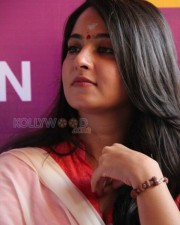 Inji Iduppazhagi Movie Heroine Anushka Shetty Photos