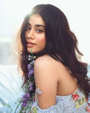 Janhvi Kapoor Vogue Photo 01