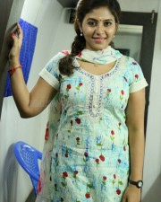 Kaali Tamil Movie Heroine Anjali Photos