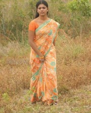 Kadhal Solla Neramillai Movie Heroine Iniya Stills