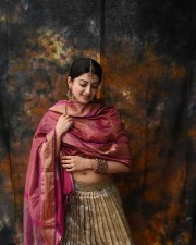 Kannada Beauty Pranitha Subhash in a Traditional Ghagra Pink Top and Pleated Skirt Pictures 06