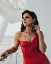 Kannada Heroine Shraddha Srinath Ravishing Red Dress Photos 02