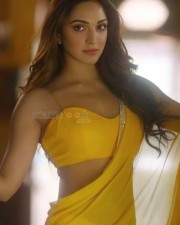 Kiara Advani Hot and Seductive in Yellow Saree Photos 01