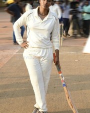 Kousalya Krishnamurthyv Cricketer Movie Actress Aishwarya Rajesh Photos