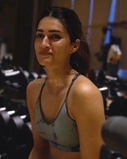 Kriti Sanon Post Workout Photos 01