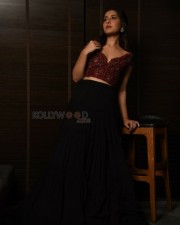 Latest Images Of Raashi Khanna