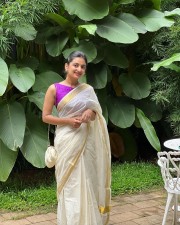 Malayalam Actress Esther Anil Traditional Saree Photos 03