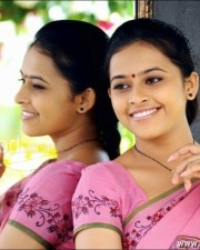 Mallela Teeramlo Sirimalle Puvvu Heroine Sri Divya Stills