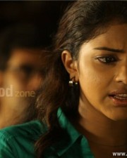 Mallu Babe Amala Paul In Run Baby Run Movie Pictures