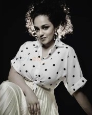 Mallu Beauty Nithya Menen Photos