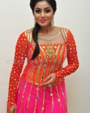 Manal Kayaru Movie Heroine Poorna Photos