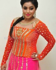 Manal Kayaru Movie Heroine Poorna Photos