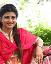 Mannar Vagaiyara Movie Heroine Anandhi Pictures