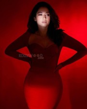 Milky Beauty Tamannaah in a Red Satin Dress Photos 03