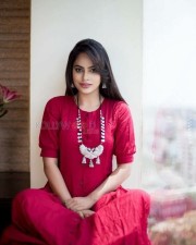 Nenjam Marappathillai Heroine Nandita Swetha Photoshoot Pictures