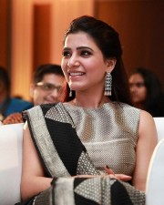 Oh Baby Actress Samantha Akkineni Photos