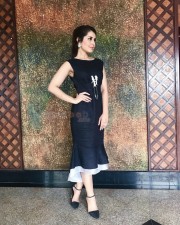 Pretty Actress Raashi Khanna Photo Shoot Stills