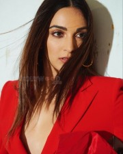 RC15 Heroine Kiara Advani Photos 03