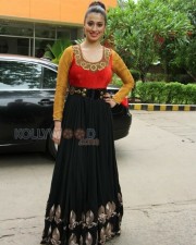 Raai Laxmi At Irumbu Kuthirai Press Meet Pictures