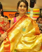 Raashi Khanna At The Launch Of Klm Fashion Mall Photos