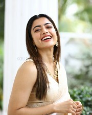 Rashmika Mandanna at Pushpa Movie Pre Release Interview Photos 58