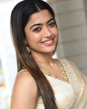 Rashmika Mandanna at Pushpa Movie Pre Release Interview Photos 81