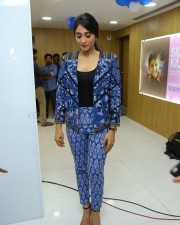 Regina Cassandra At Dr