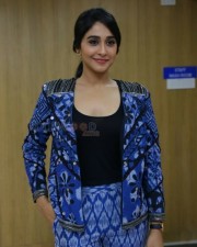 Regina Cassandra At Dr