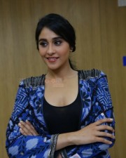 Regina Cassandra At Dr