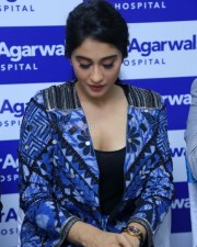 Regina Cassandra At Dr