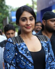 Regina Cassandra At Dr