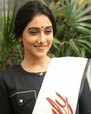 Regina Cassandra New Photos