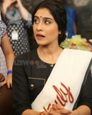 Regina Cassandra New Photos